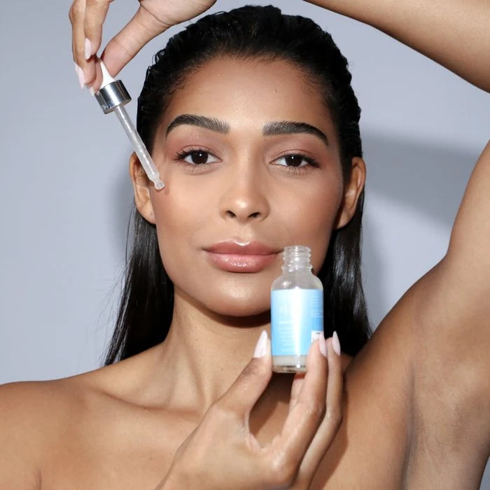 Cliente usando produtos YOOMI